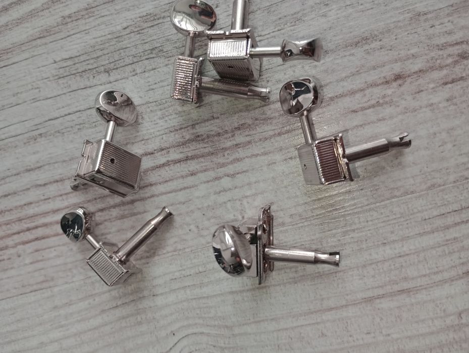 Przetworniki gitarowe,mostek,klucze komplet