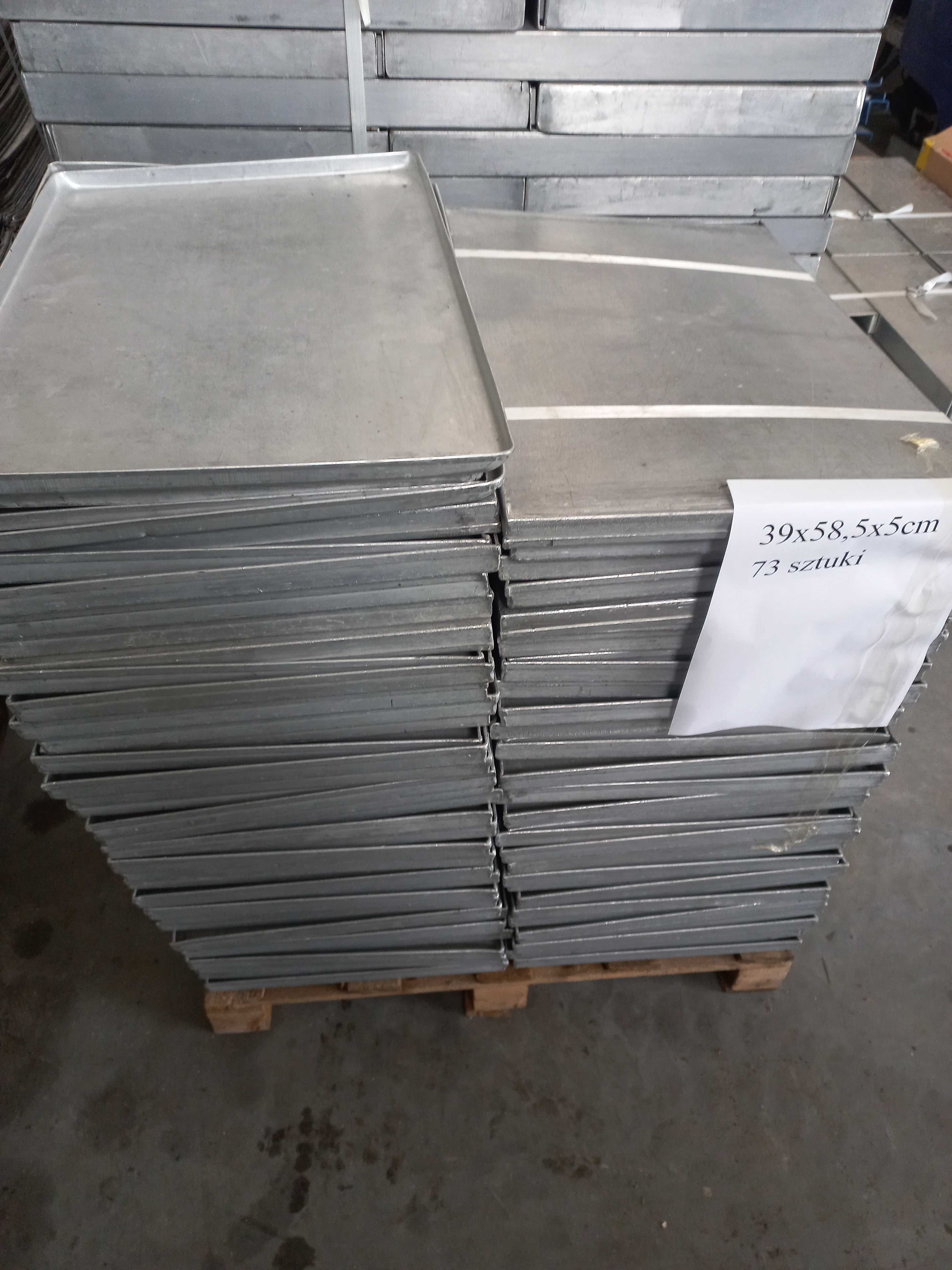 Blachy i formy piekarnicze   40x60 i 20x60