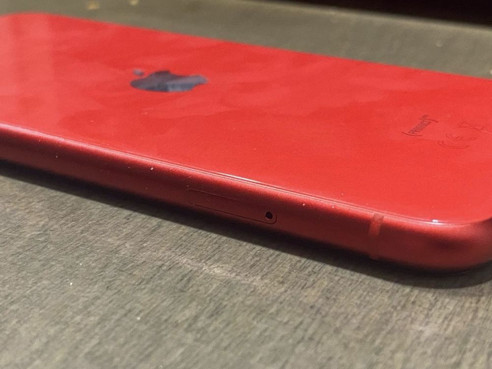 iPhone 11 64 gb product red