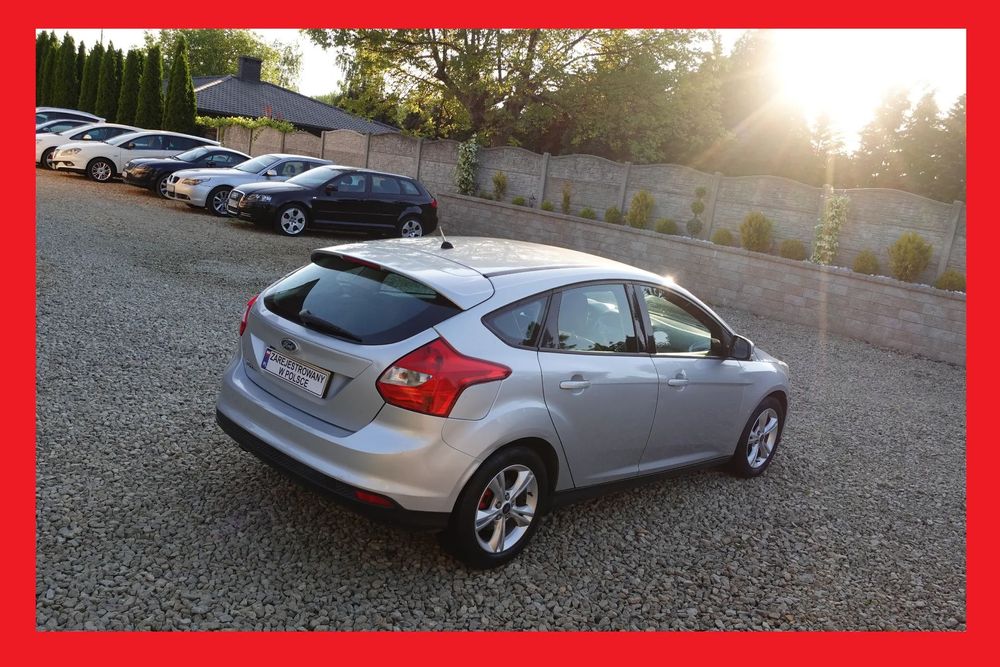Ford Focus 5 Drzwiowy hatchback 1,6 TDCI Niezawodny Aluminiowe koła !
