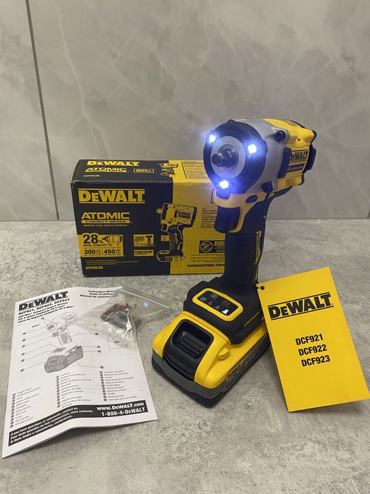 DeWALT DCF921/DCF923 3/8 20Vmax безщітковий гайковерт привезено з США