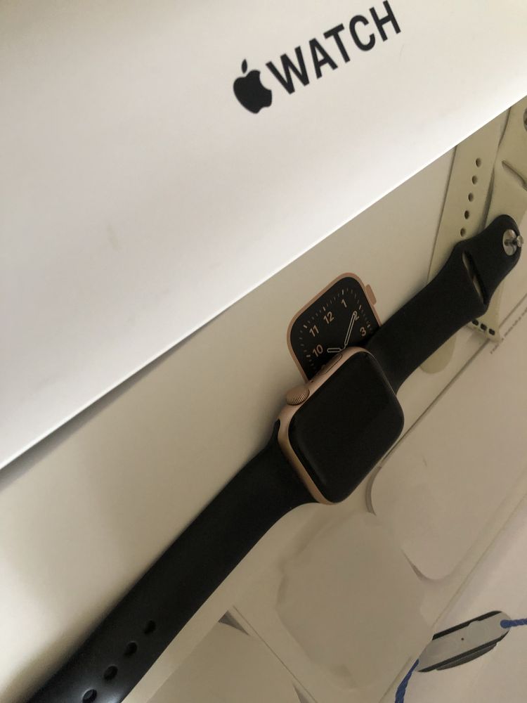 Apple Watch SE GPS 44mm