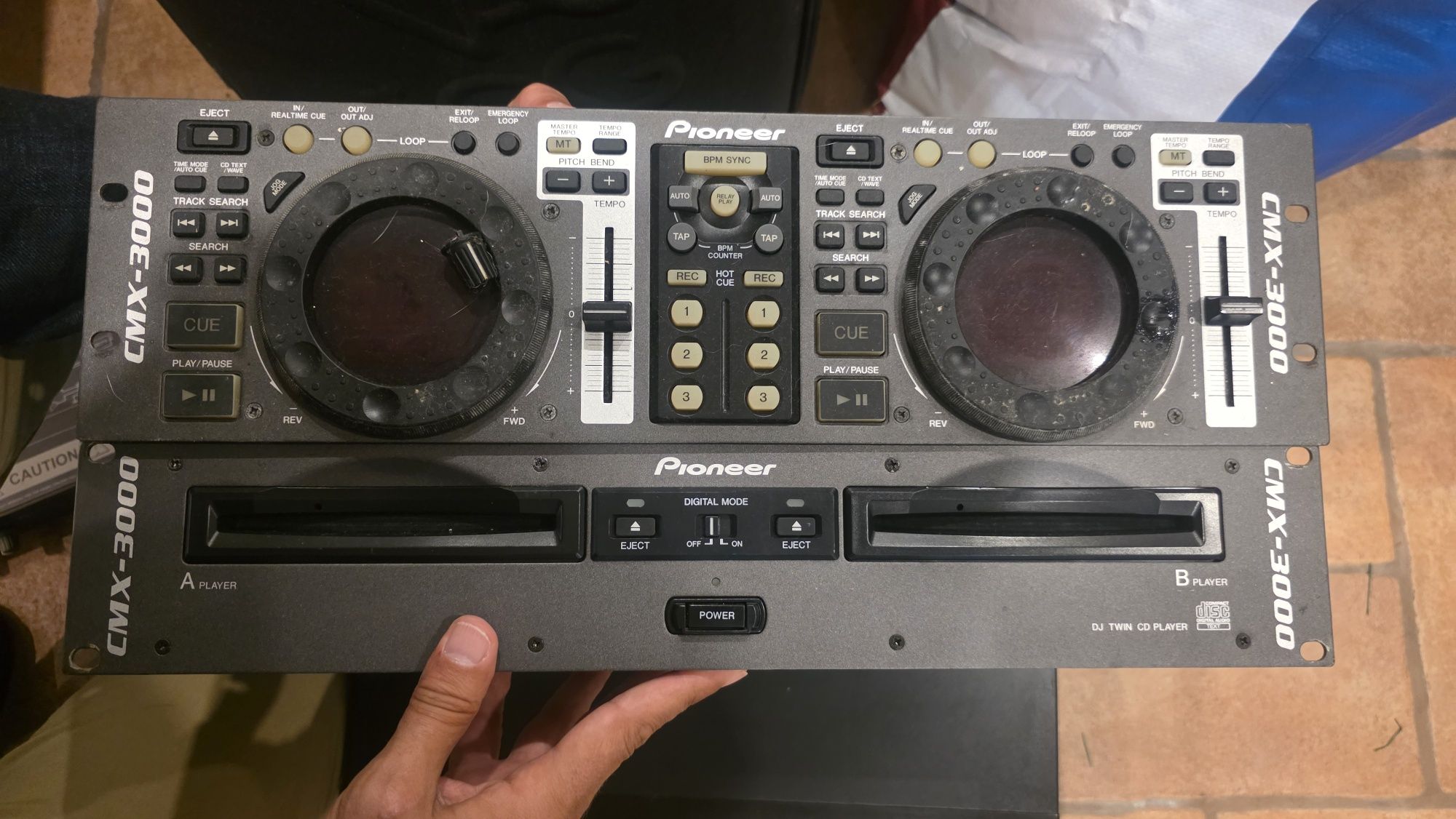 Pioneer cmx 3000 dual cd player