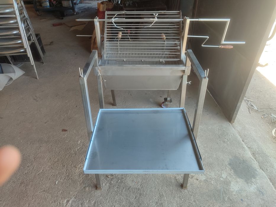 Churrasqueira inox para pernil
