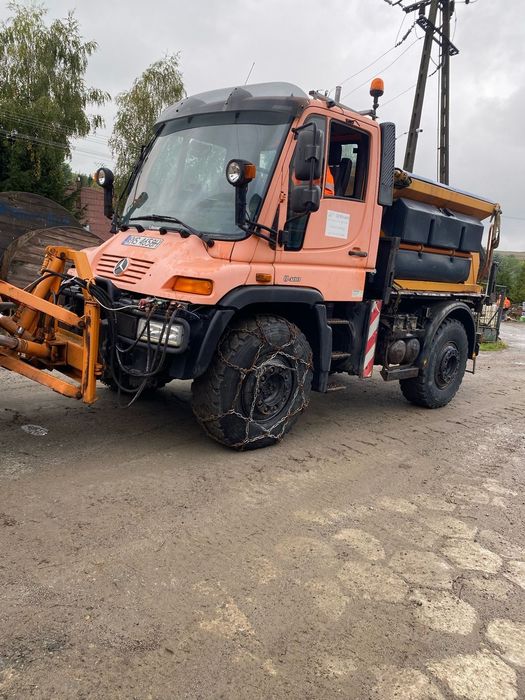Unimog  Sprzęt zimowe utrzymanie dróg posypywarka piaskarko-solarka