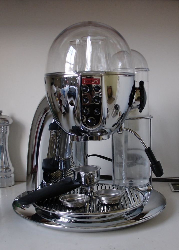Máquina de café de design da Bodum