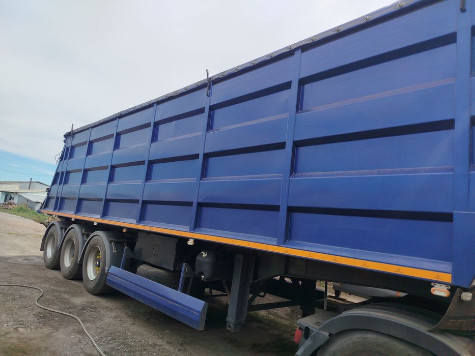 Причіп sdc trailers зерновоз в ідеальному стані