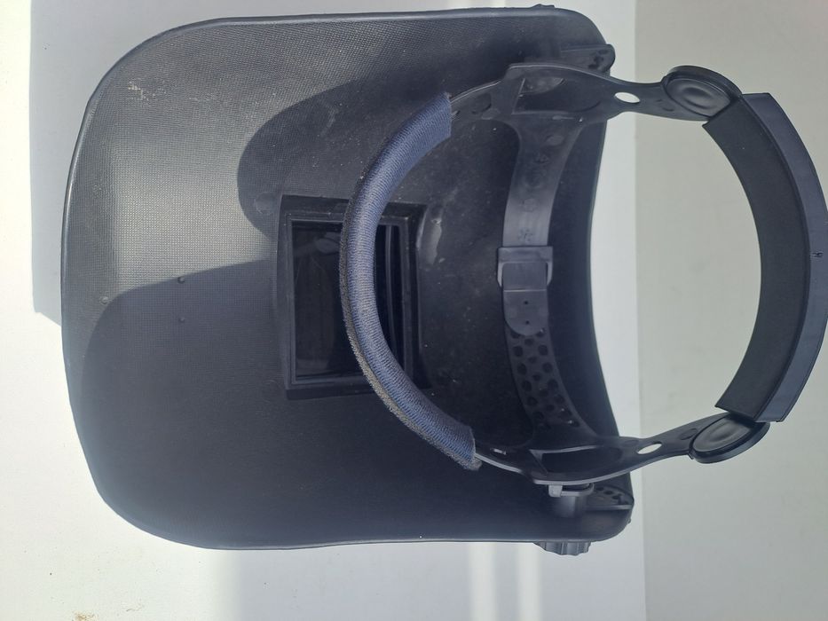 Przyłbica spawalnicza