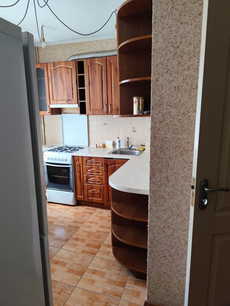 Продам 1комн.с ремонтом возле метро Салтовское (Героев труда)