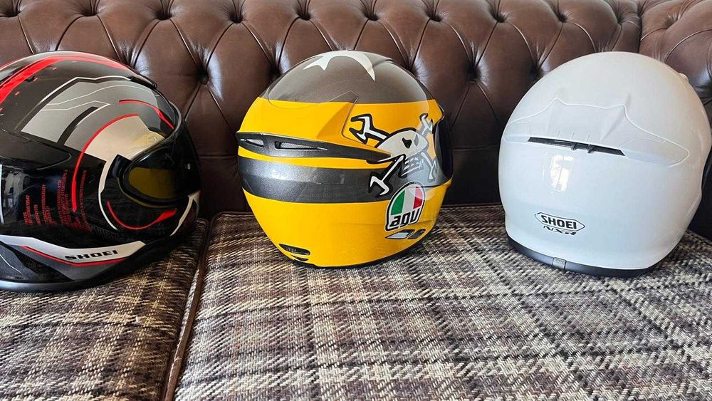 Capacetes Shoei NXR e AGV K3