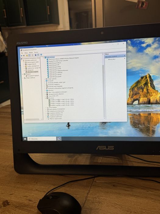 Komputer all in one  asus pro