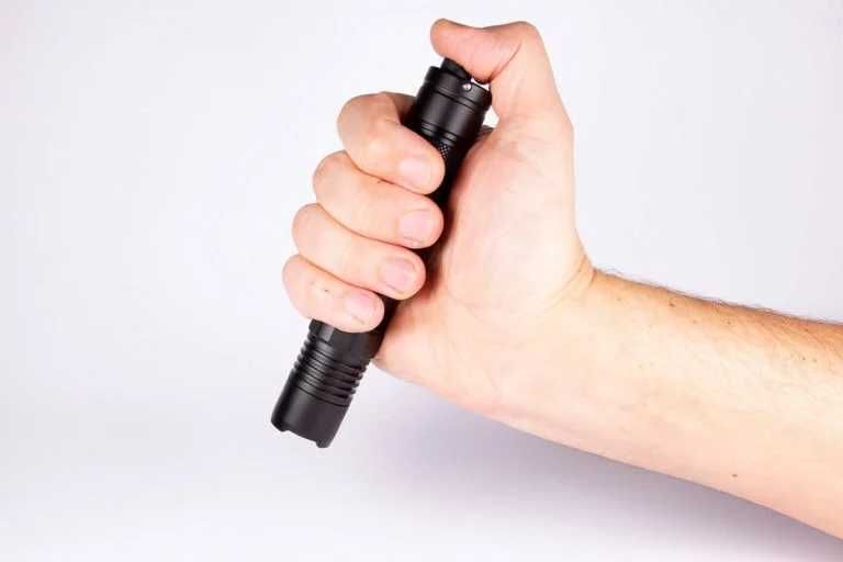 Nitecore P10 V2 Тактичний Ліхтар STROBE READY 1100 Люмен 201 Метр