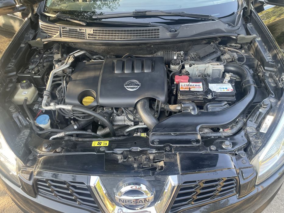 Nissan QASHQI +2