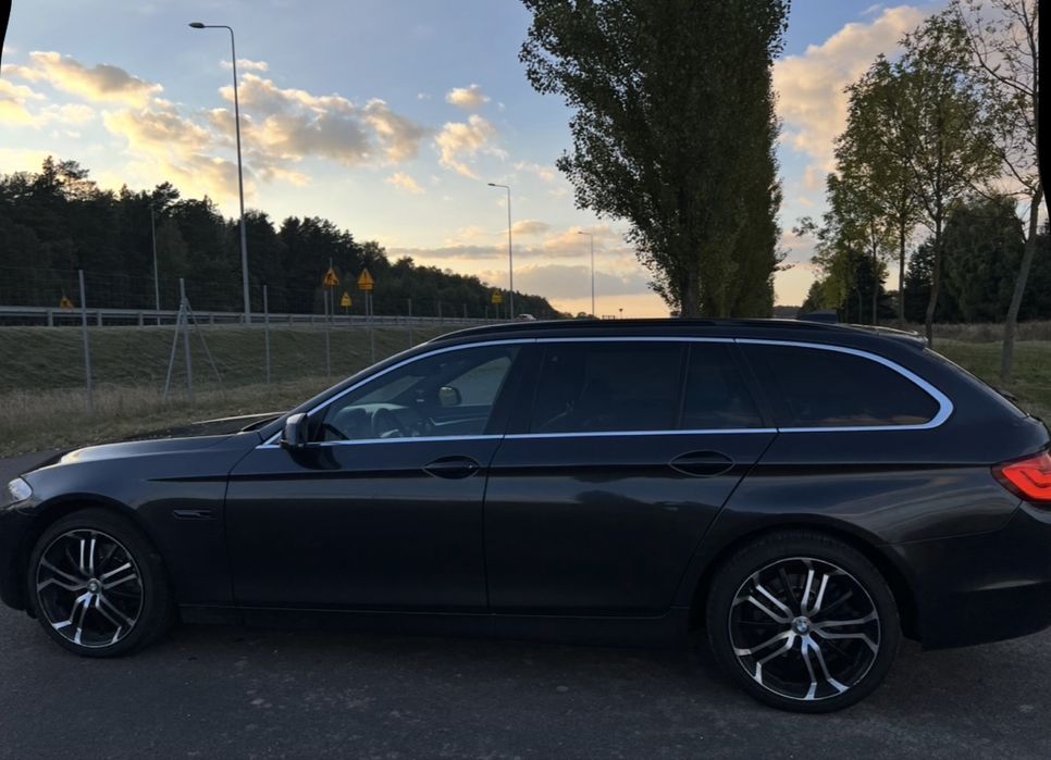 BMW F11 520d 215km