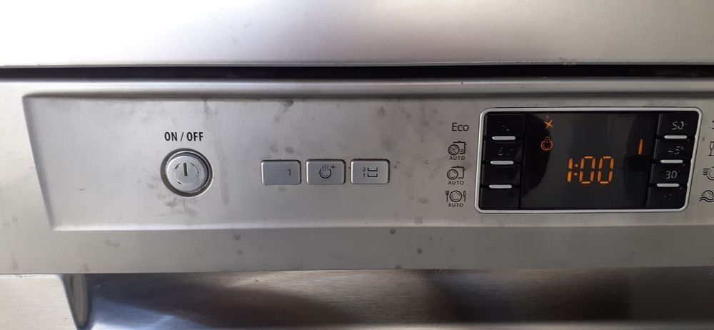 Máquina de lavar loiça Hotpoint Ariston