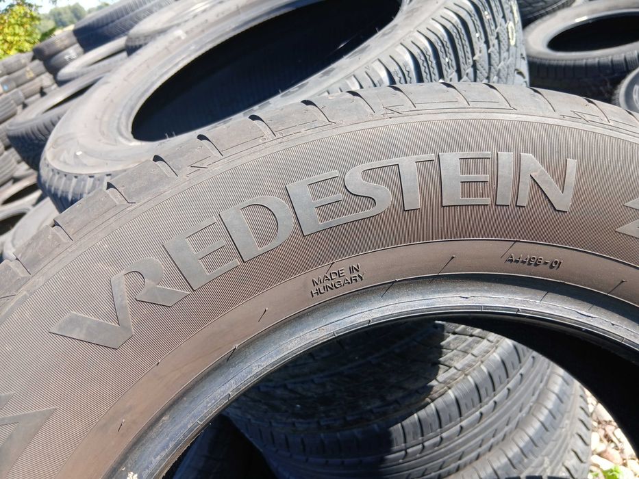 Opona używana 215/65R16 Vredestein Ultrac 1szt.