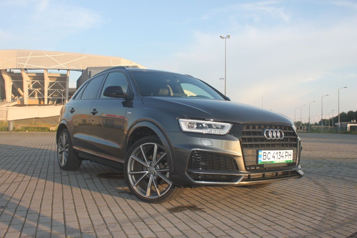 Audi Q3 хороший автомобіль