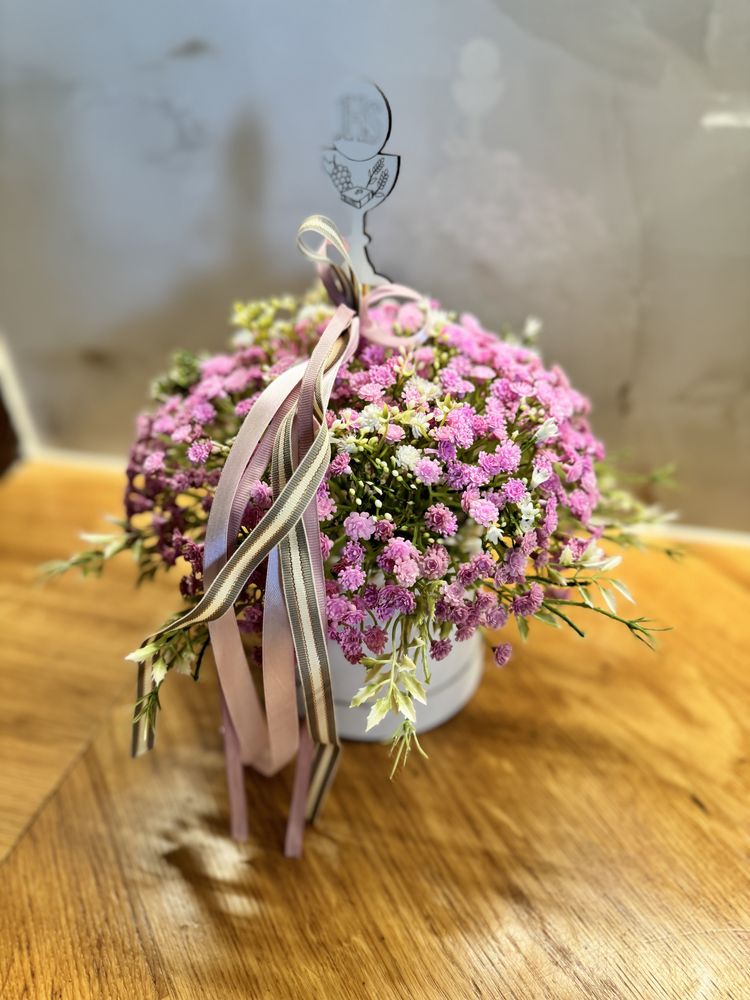 Flowerbox  z różowej gipsowki/komunia