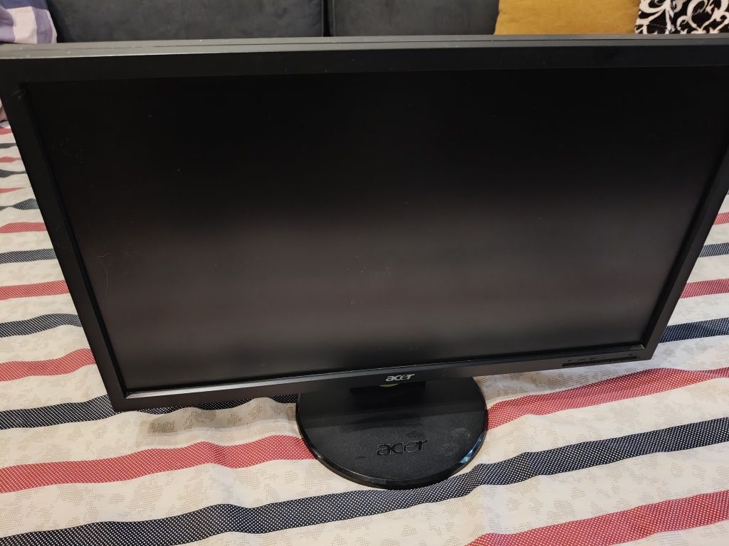 Монитор Acer223hq