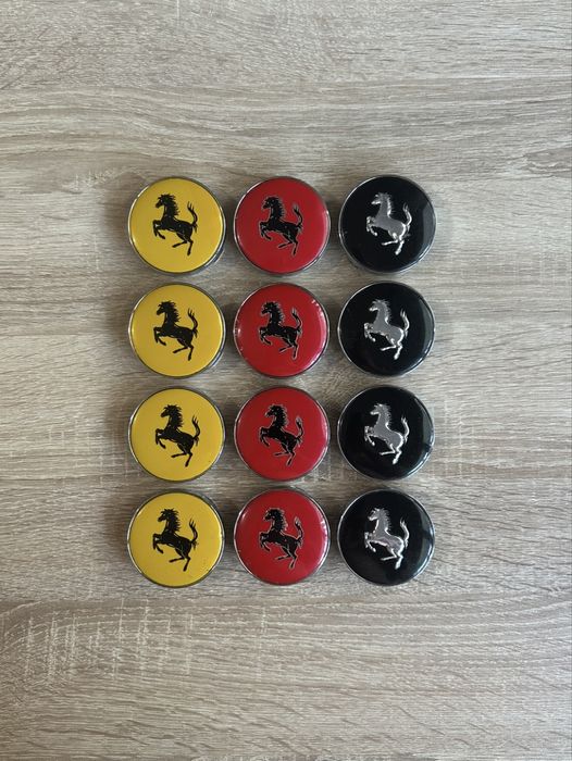 Conjunto de Centros Ferrari 56mm 60mm 65mm 68mm 75mm