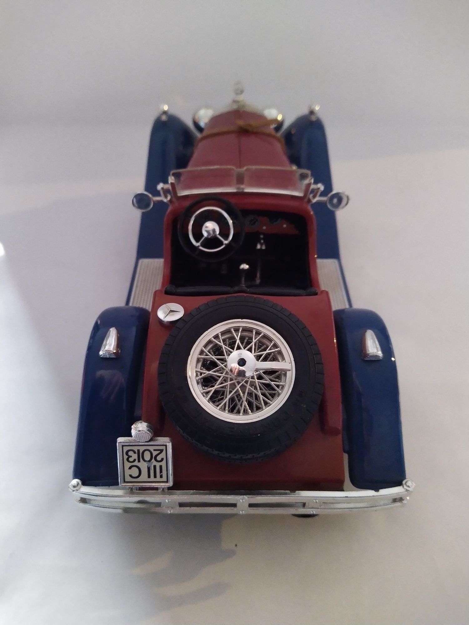 Mercedes Benz SSK Skala 1:18 bburago burago