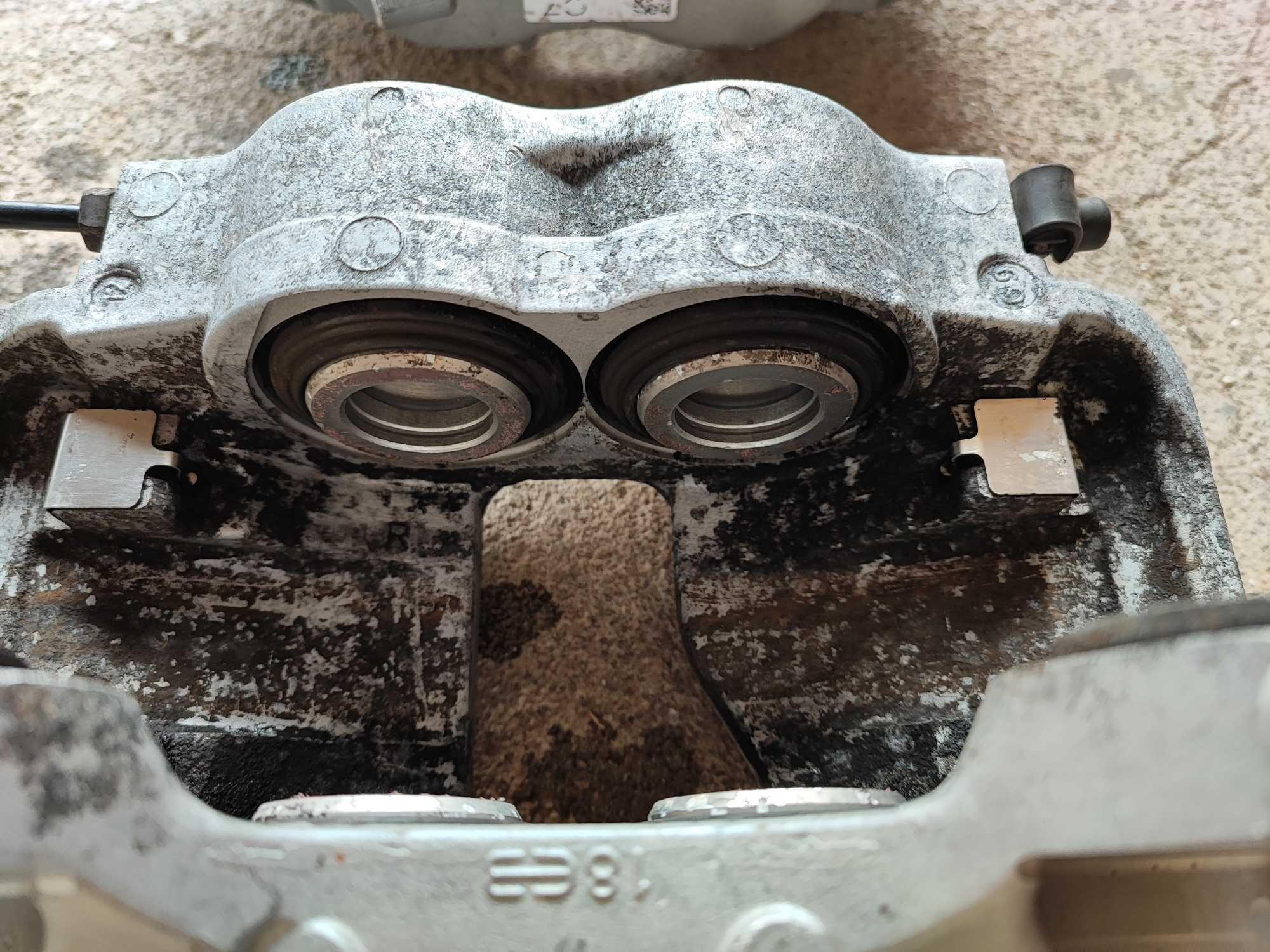 Pinças Bmw G20 4pot 348mm
