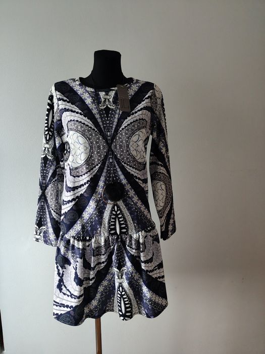 Suknia damska młodzieżowa