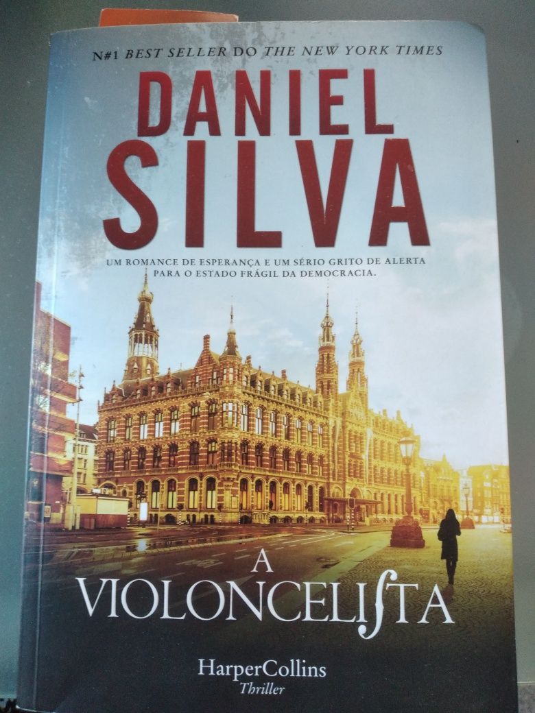 Livro A Violoncelista de Daniel Silva