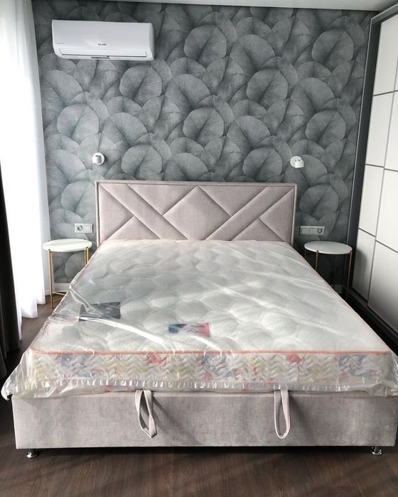 ЯКІСНІ М’які ліжка під замовлення | Будь-які розміри та тканини