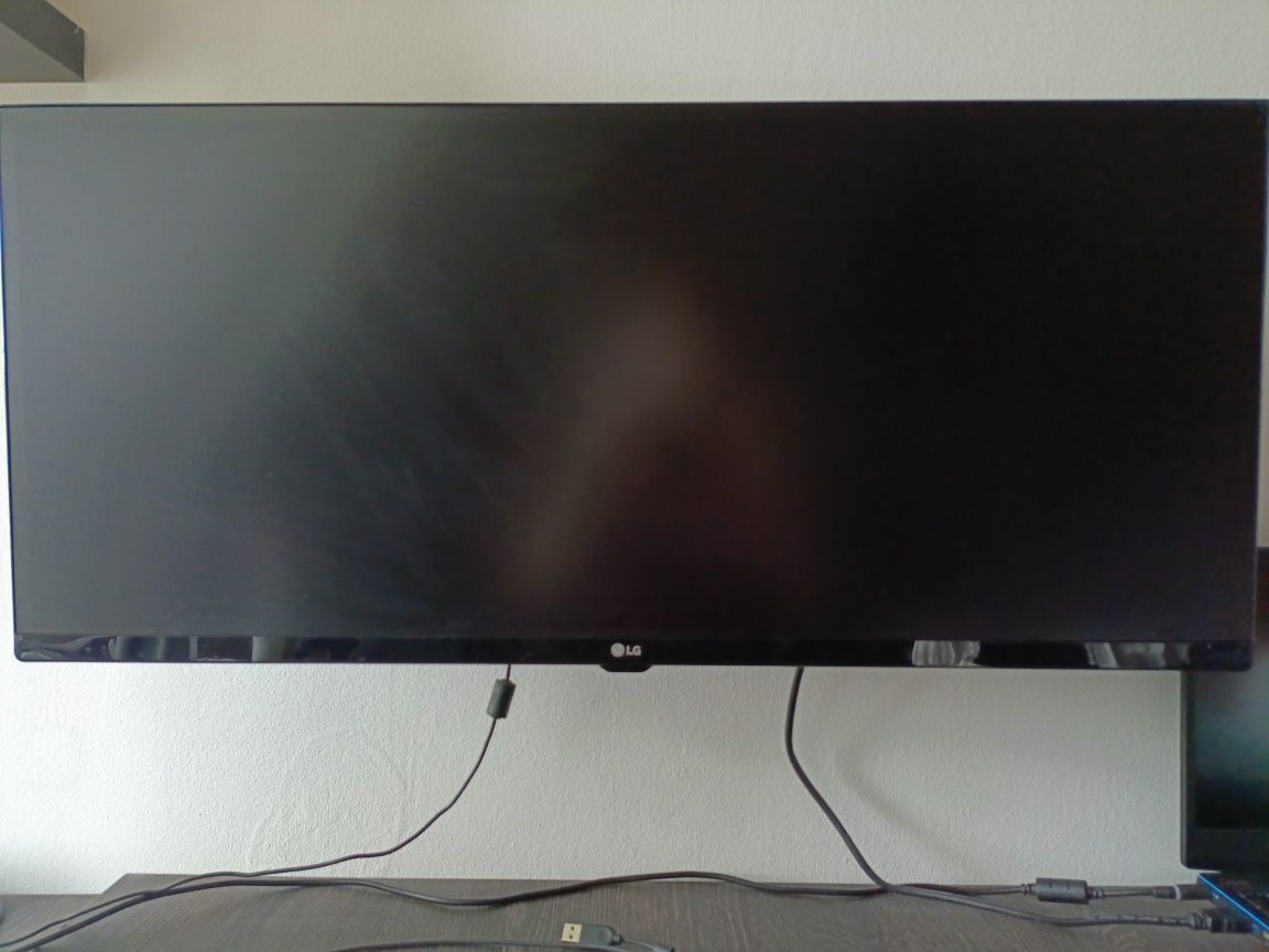 LG LG 29UM58-P ultrawide

Monitor LG 29UM58-P 1