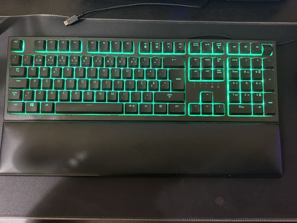 Razer Ornata V2 Como Novo PT