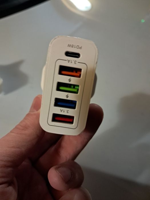 Блок USB на 5 розеток живлення американська вилка