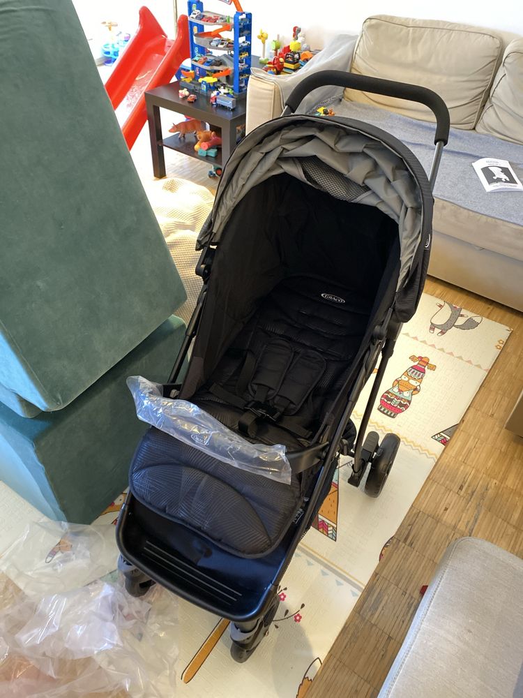 Lekki wózek spacerowy/lekka spacerówka Graco Breaze Lite 2 black