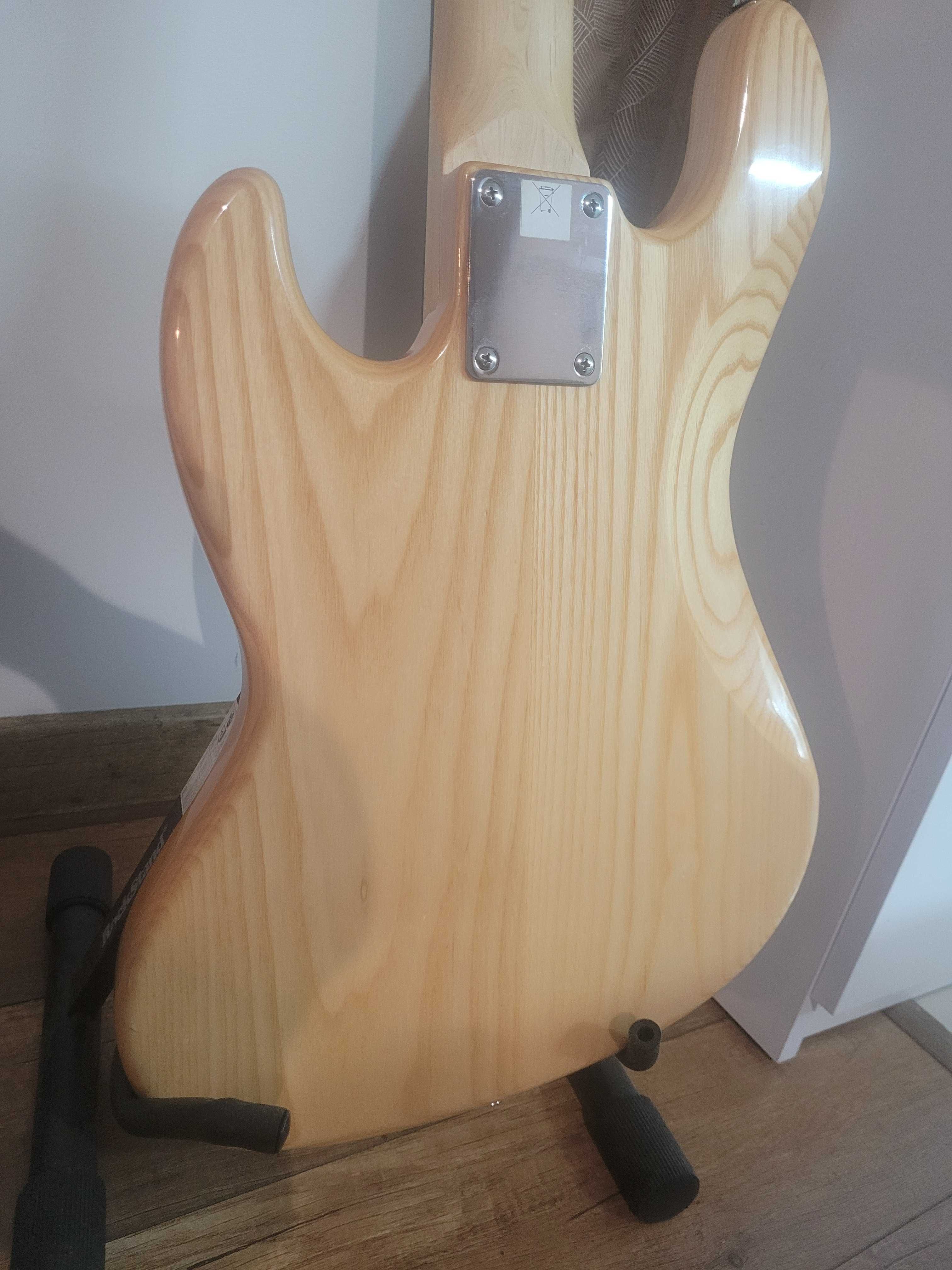 Gitara basowa Vintage VJ75
