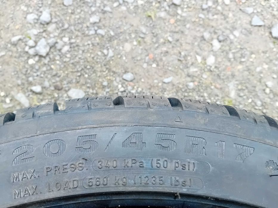 Opony NOWE 205/45/17 DUNLOP SP WINTER SPORT 4D 2024 rok F-VAT