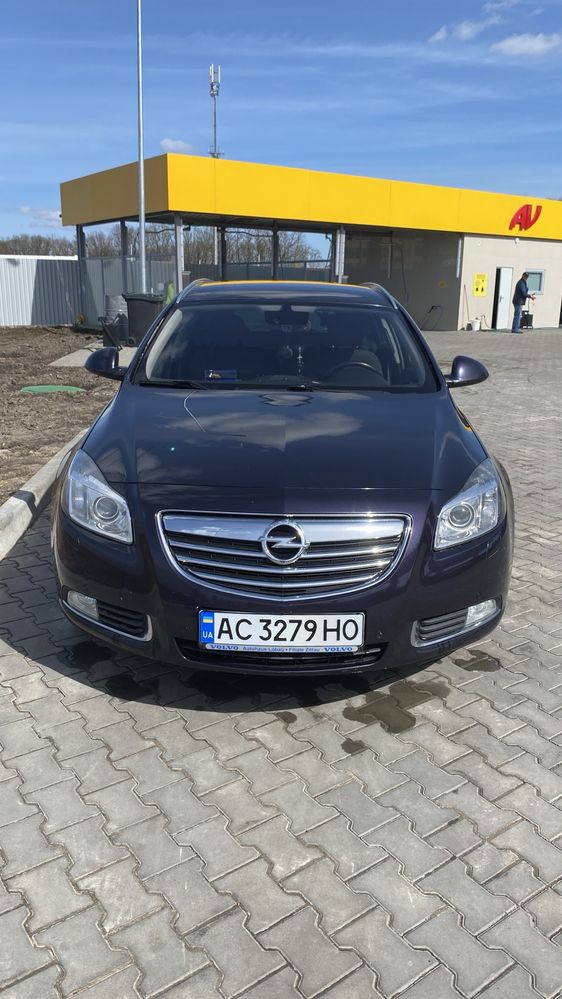 Opel insignia 2012р