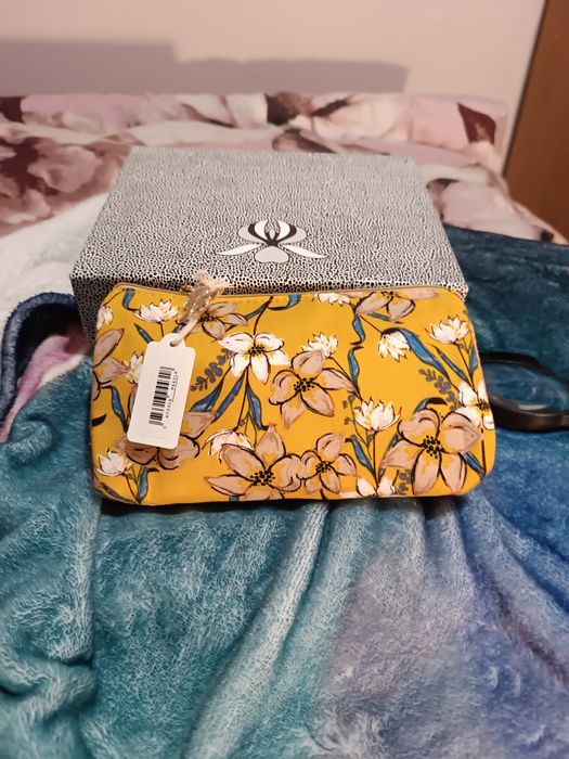 Sisley - Kosmetyczka