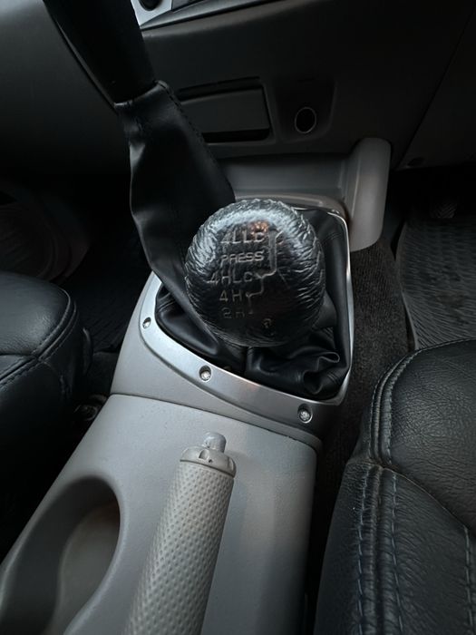 Mitsubishi L200 • 2008 рік