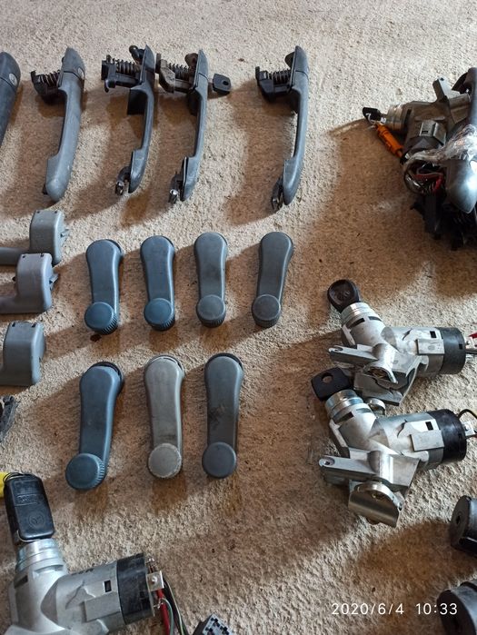 ручка дверей салону sprinter 903 lt