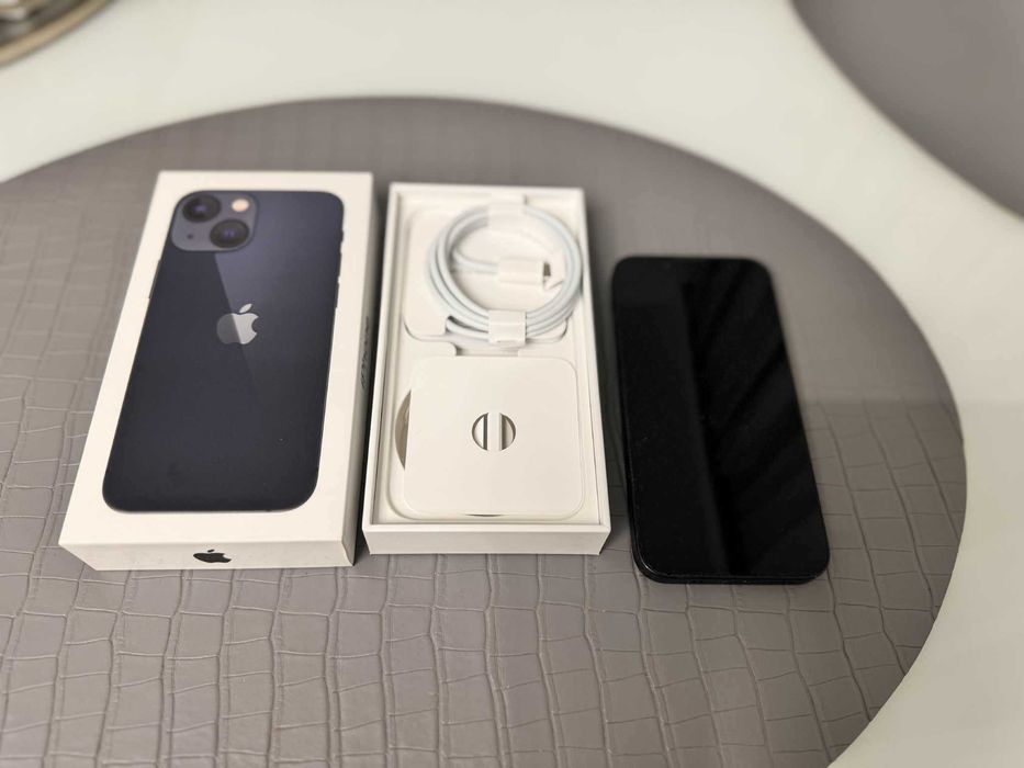 iPhone  13  mini