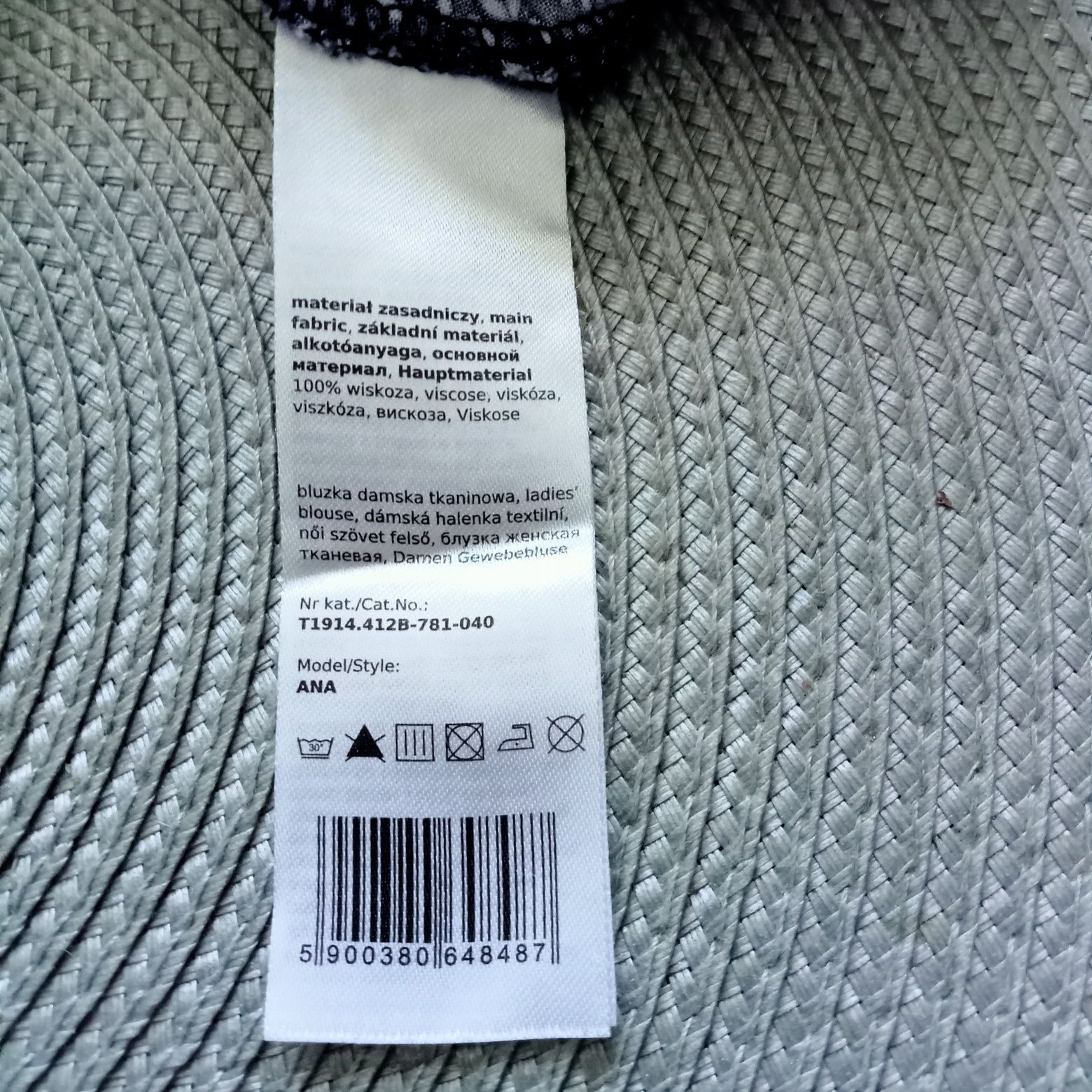Sukienka maxi z kieszeniami TATUUM 40