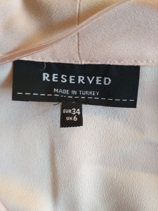 Reserved pudrowy róż na wesele lekka marynarka wdzianko narzutka