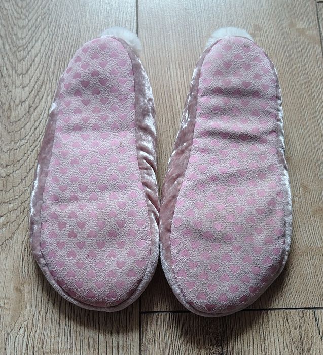 Kapcie dziewczęce ocieplane różowe króliczki 33