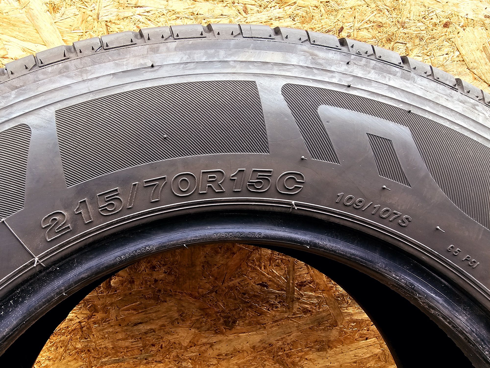 Idealne!!  8,8mm. 215/70 r15C Firestone Vanhawk 2. 4718