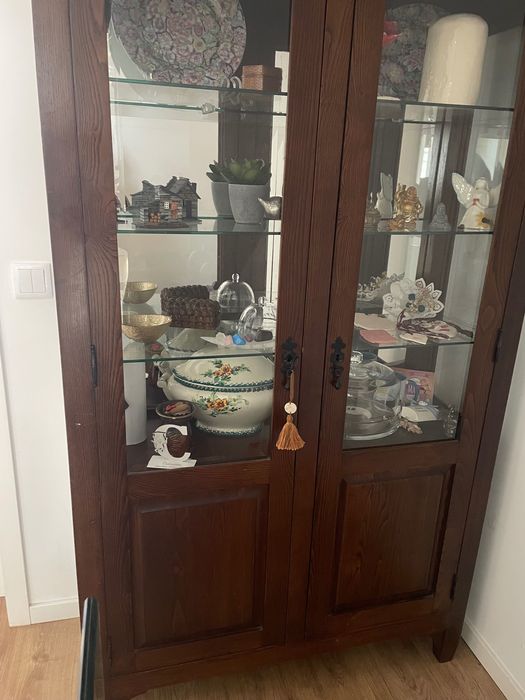 Móvel cristaleira vintage