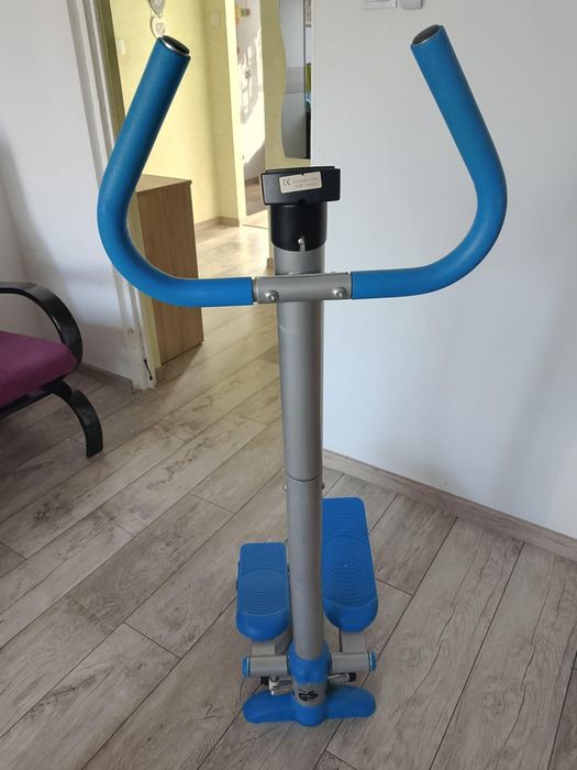 Stepper z rączka