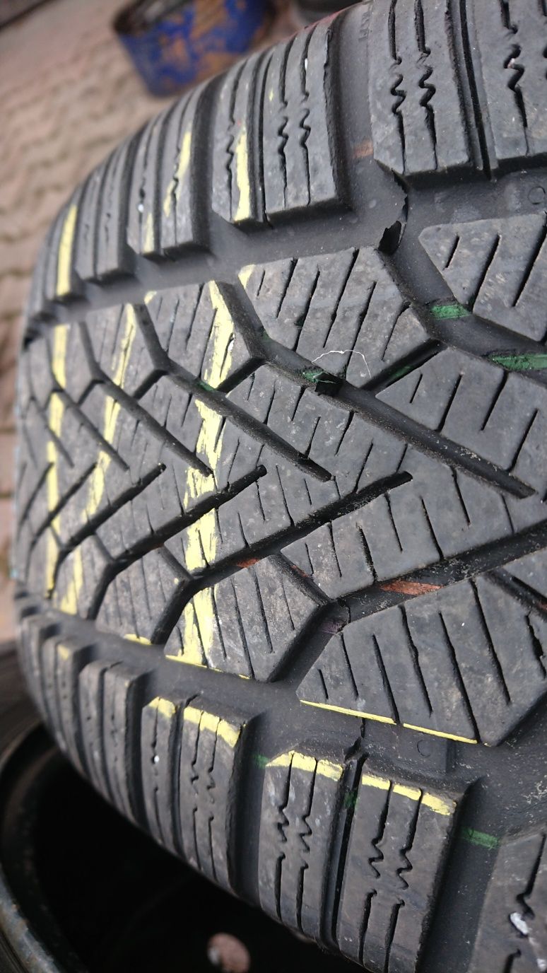 215/65r16 zimowe opony felgi stalowe czujniki ford kuga