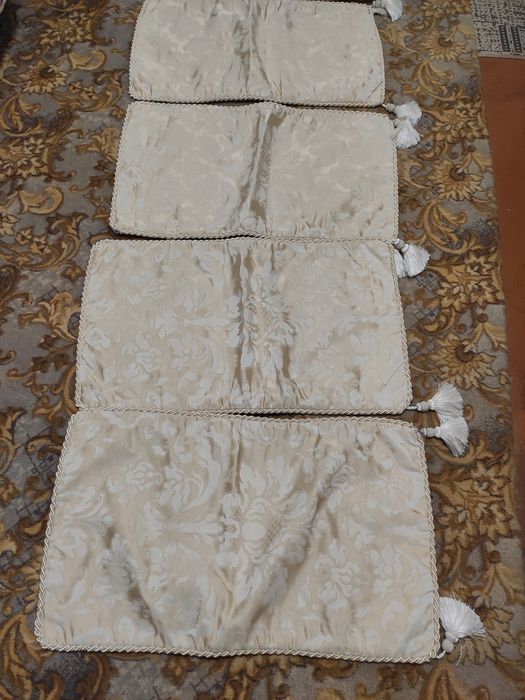 Віддам накидки на крісла