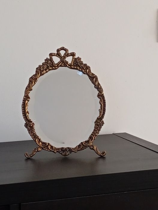 Várias peças decorativas