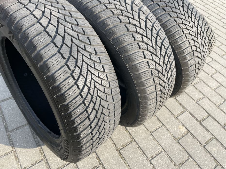 Opony Bridgstone Blizaak LM005